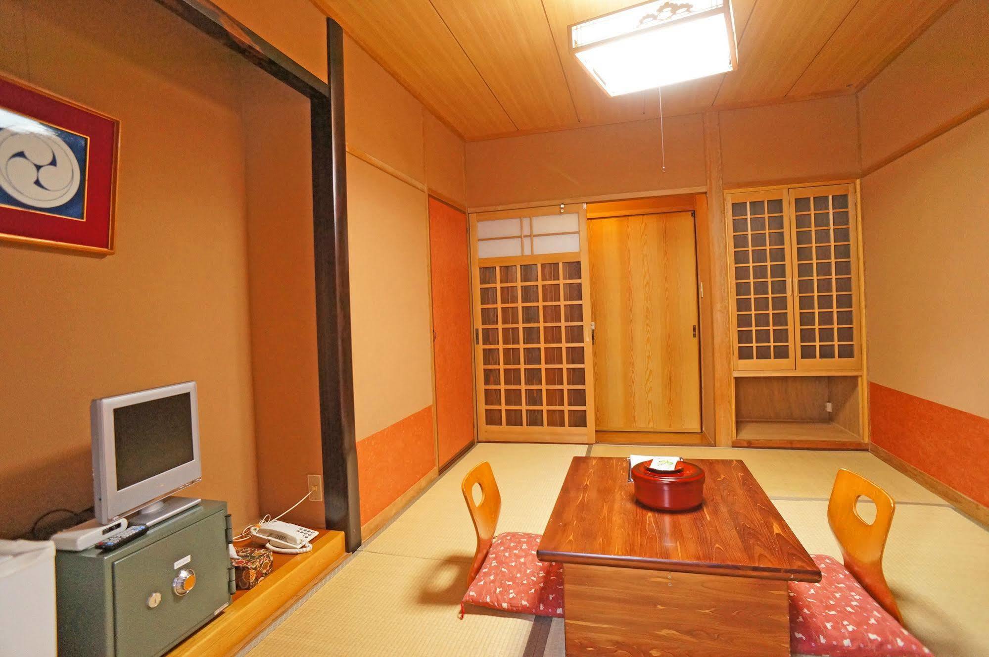Ban-Ya Hot Spring Inn Yufuin Luaran gambar
