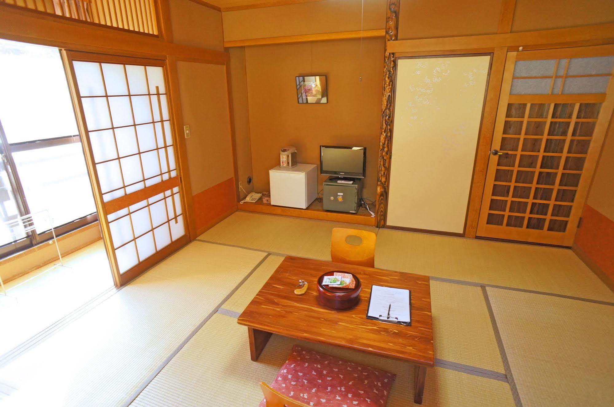 Ban-Ya Hot Spring Inn Yufuin Luaran gambar